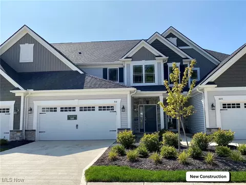 610 Monteforte Ct #N-3, Avon Lake, OH 44012