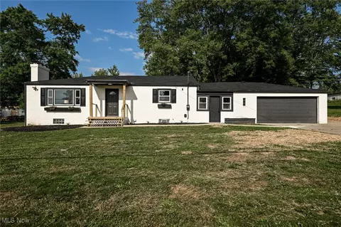 1337 Broadway Ave E, Canton, OH 44730