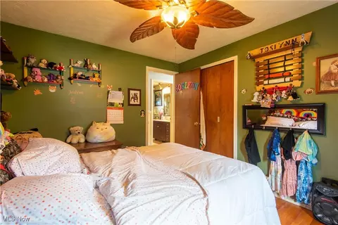 107 Devonshire Ct, Elyria, OH 44035 photo 22