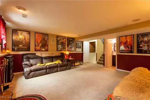 107 Devonshire Ct, Elyria, OH 44035 photo 14