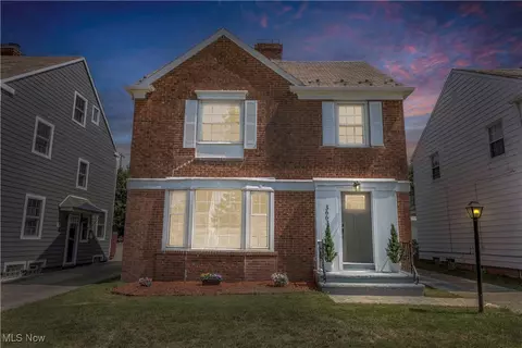 3663 Strathavon Rd, Shaker Heights, OH 44120