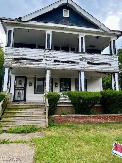 1746 Alcoy Rd, Cleveland, OH 44112