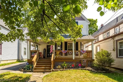 1537 Newman Ave, Lakewood, OH 44107