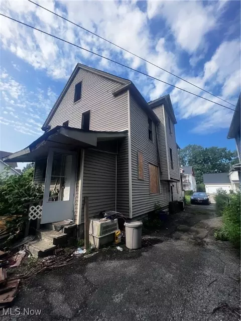 861 E 149th St, Cleveland, OH 44110