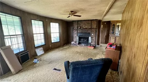 Living - 3450 Alliance Rd, Rootstown, OH 44272 photo 2 of 2