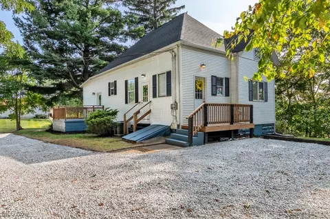 22 Rawson Ave SE, Massillon, OH 44646