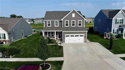 9199 Nash Ln, North Ridgeville, OH 44039