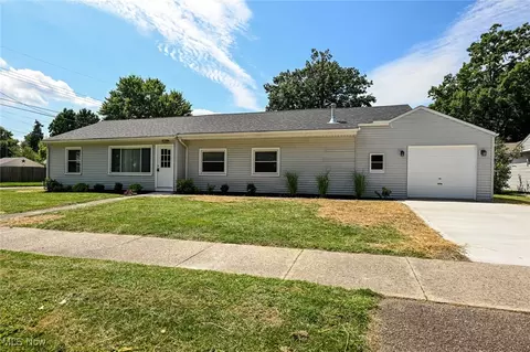 341 Stanford St, Akron, OH 44314