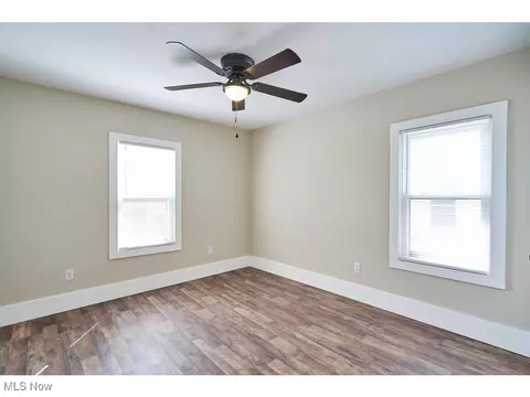 688 Dayton St, Akron, OH 44310 photo 15