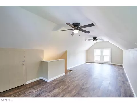 688 Dayton St, Akron, OH 44310 photo 22