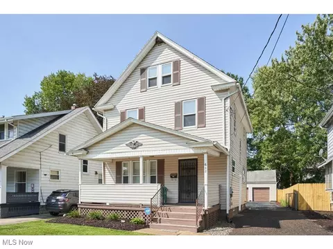 688 Dayton St, Akron, OH 44310 photo 1