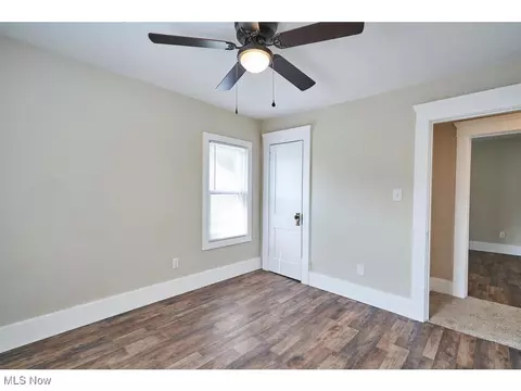 688 Dayton St, Akron, OH 44310 photo 16