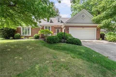 5615 Beverly Ave NE, Canton, OH 44721