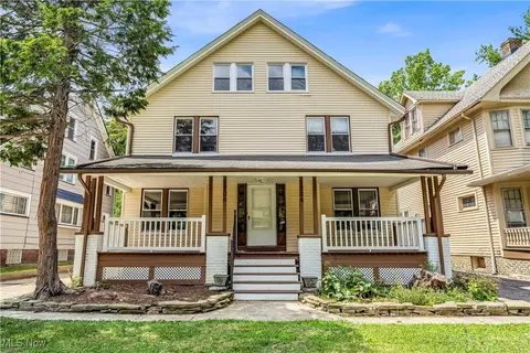 1704 Preyer Ave, Cleveland Heights, OH 44118