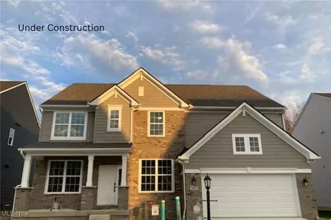 9917 Rosalee Ln, Strongsville, OH 44136