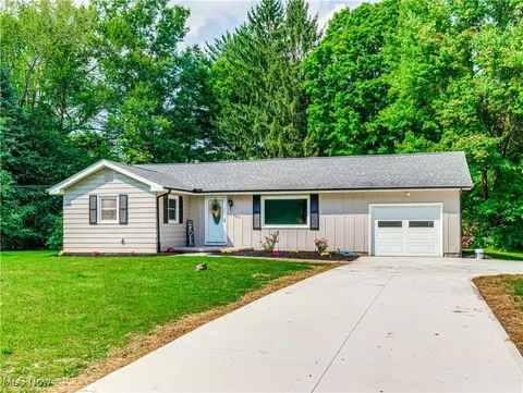 1625 Hibbard Dr, Stow, OH 44224