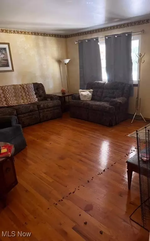 Living - 4053 Sabin Dr, Rootstown, OH 44272 photo 1 of 2