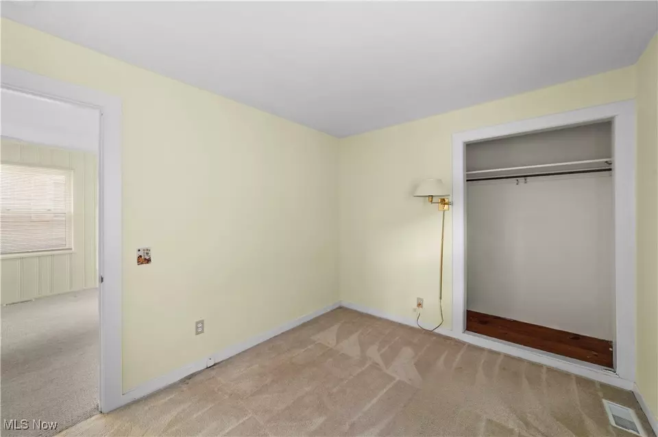 Bedroom - 1007 Westwood Dr, Willoughby, OH 44094 photo 7 of 7