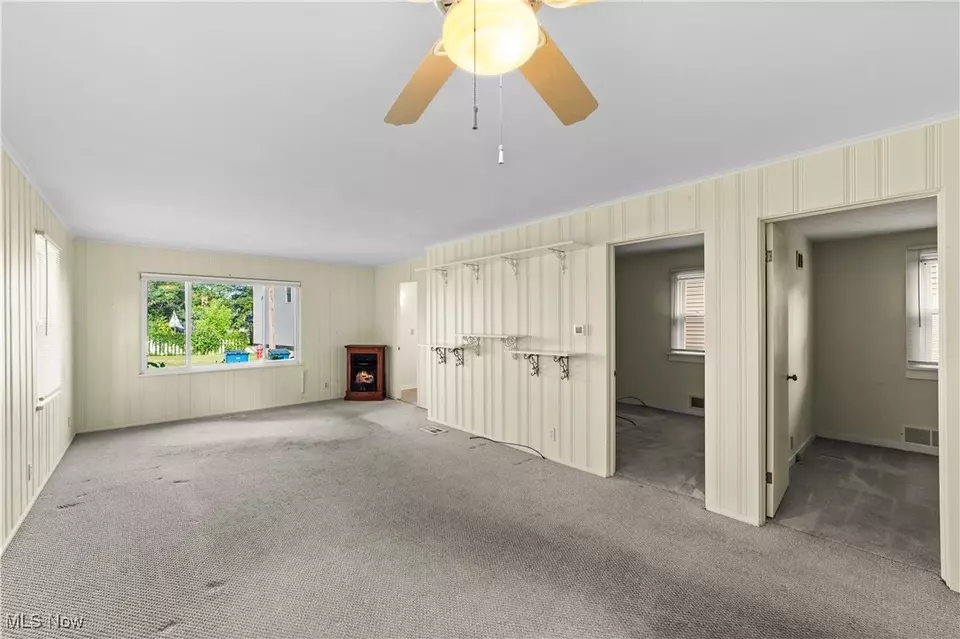 Living - 1007 Westwood Dr, Willoughby, OH 44094 photo 3 of 3