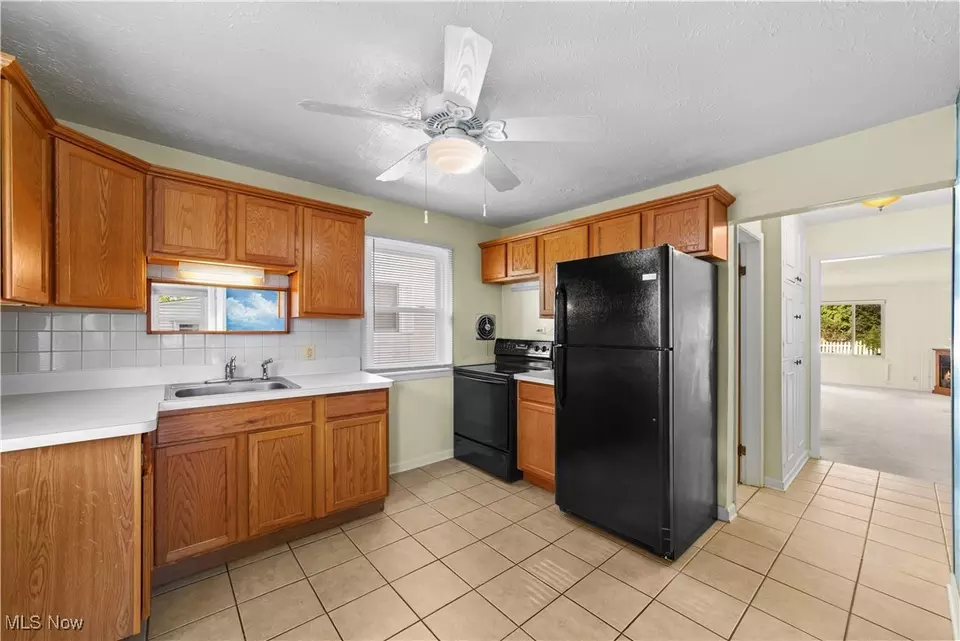 Other - 1007 Westwood Dr, Willoughby, OH 44094 photo 2 of 6
