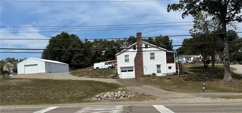 3585 East Pike, Zanesville, OH 43701
