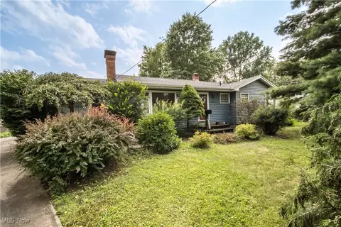 1264 Walton Dr, Akron, OH 44313