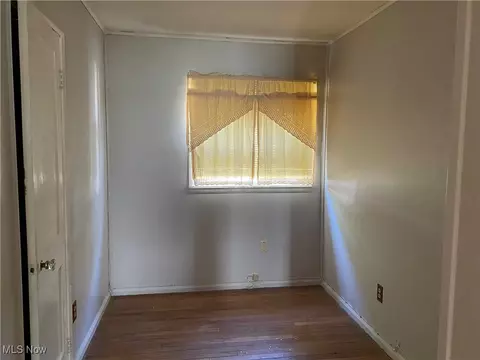 Bedroom - 370 Roosevelt Ave, Elyria, OH 44035 photo 8 of 9