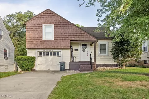 3632 Collins Way, Weirton, WV 26062