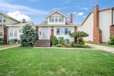 7801 Ridgefield Ave, Cleveland, OH 44129