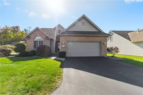 7007 Clingan Rd #60, Poland, OH 44514