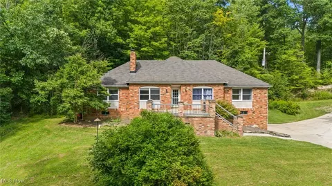 10884 Tibbetts Rd, Kirtland, OH 44094