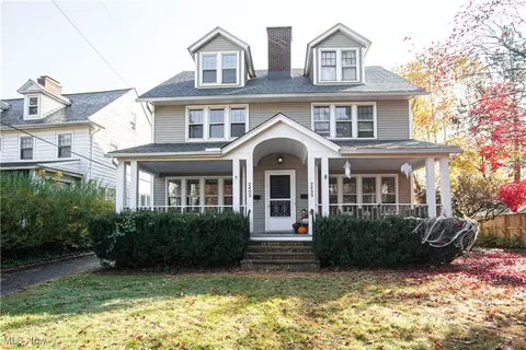 2455 Woodmere Dr, Cleveland, OH 44106