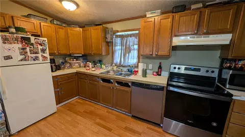 2627 E 40 St, Lorain, OH 44055 photo 7