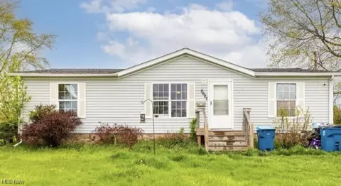 2627 E 40 St, Lorain, OH 44055