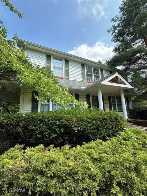 8365 W 130th St, North Royalton, OH 44133