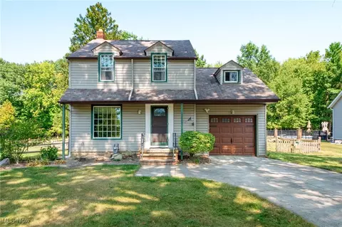 37890 Crook St, Grafton, OH 44044