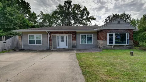 3406 Carper Ave, Akron, OH 44312