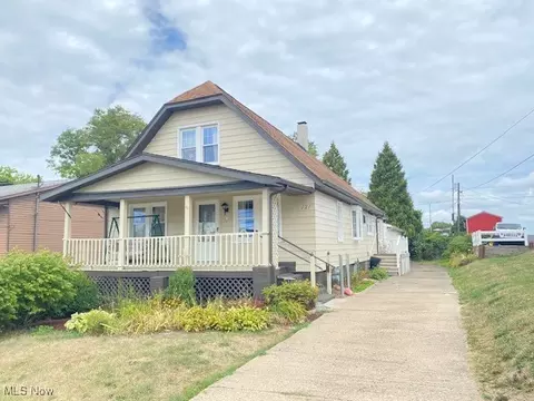 121 W Church St, Wintersville, OH 43953