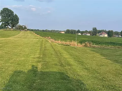 Durst Drive, Warren, OH 44483 photo 5