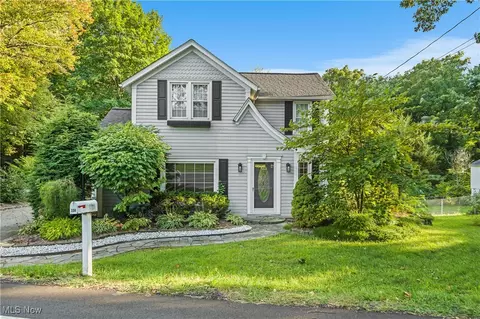 234 Swartz Rd, Akron, OH 44319