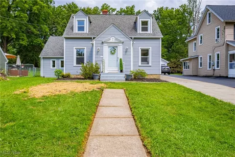 525 Lafayette Ave, Ravenna, OH 44266
