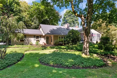 313 Boston Mills Rd, Hudson, OH 44236