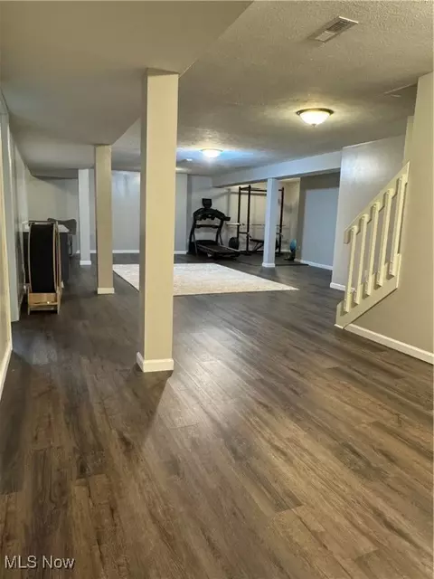 38475 Crossbrook Ave, Willoughby, OH 44094 photo 22
