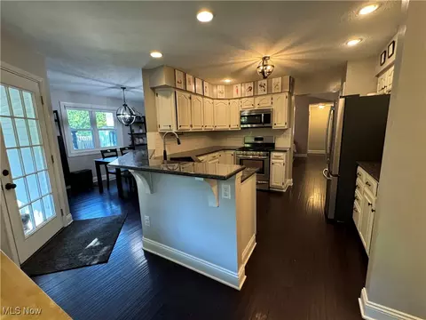 38475 Crossbrook Ave, Willoughby, OH 44094 photo 7