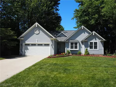 38475 Crossbrook Ave, Willoughby, OH 44094