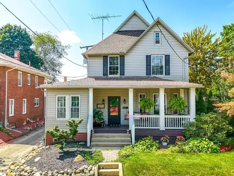 1821 Woodland Ave NW, Canton, OH 44709