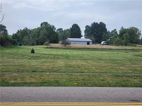 131 W Main St, Seville, OH 44273