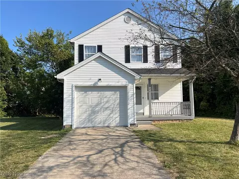 114 W Chalmers Ave, Youngstown, OH 44507
