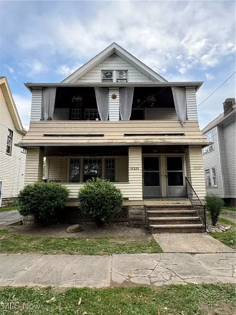 10327 Ignatius Ave, Cleveland, OH 44111
