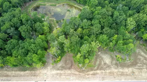 S/l 400 Crescent Ridge, Chagrin Falls, OH 44023